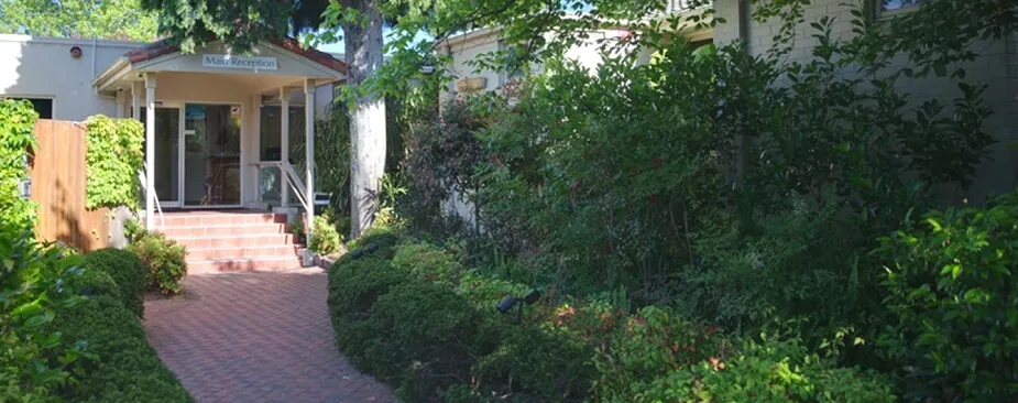 Delmont Private Hospital, Glen Iris, VIC